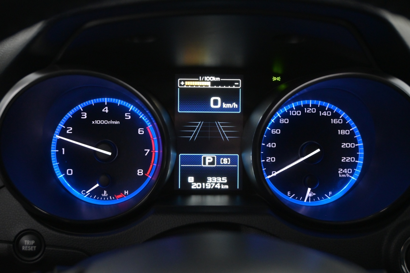 SUBARU Outback 2015