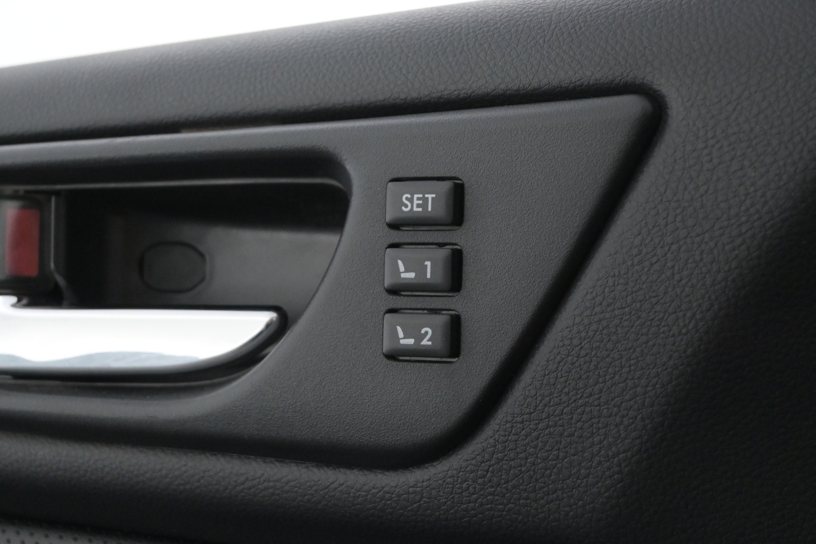 SUBARU Outback 2015