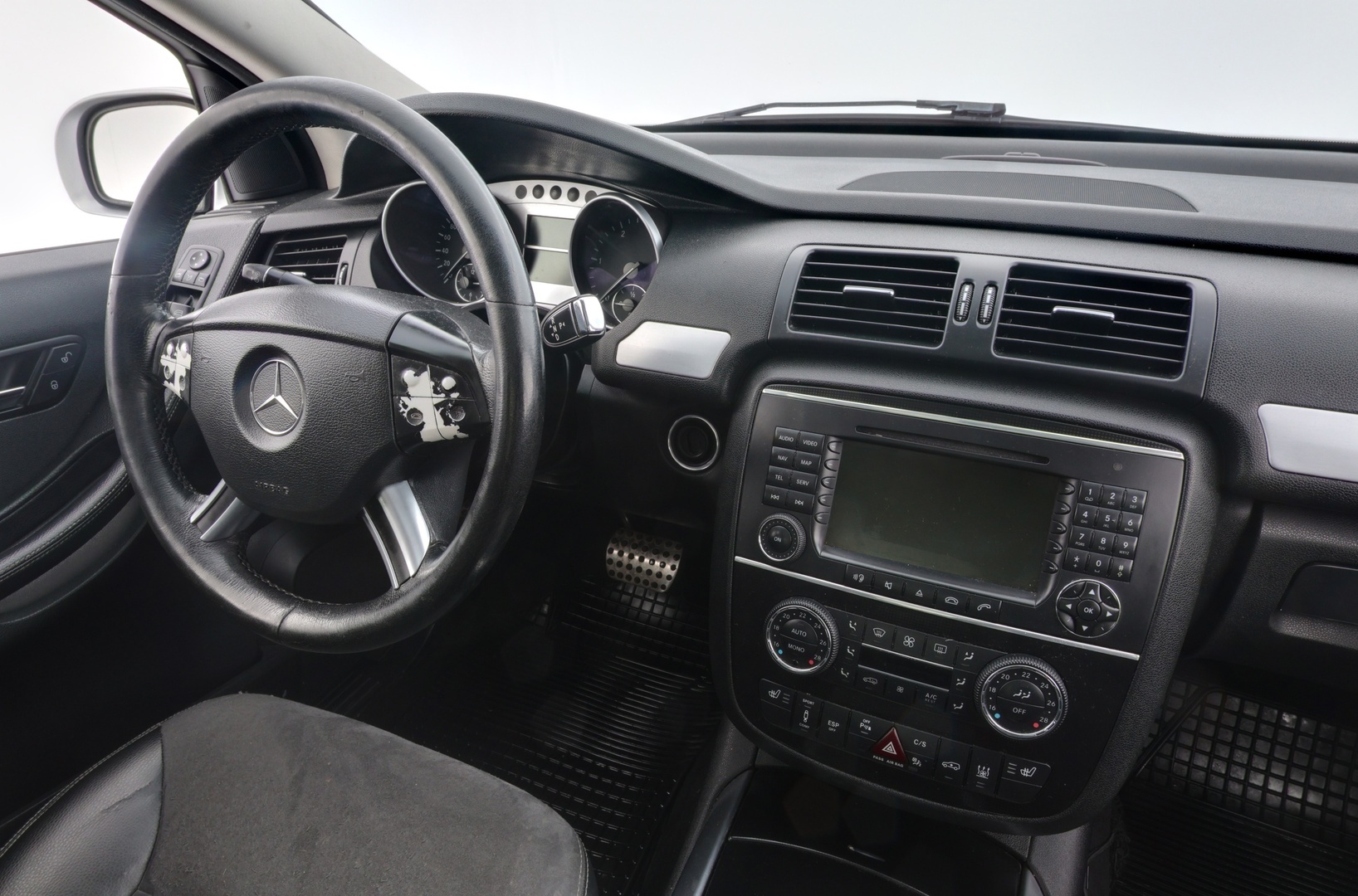 MERCEDES-BENZ R 2006