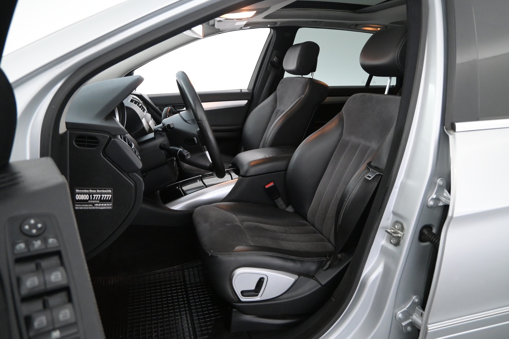 MERCEDES-BENZ R 2006