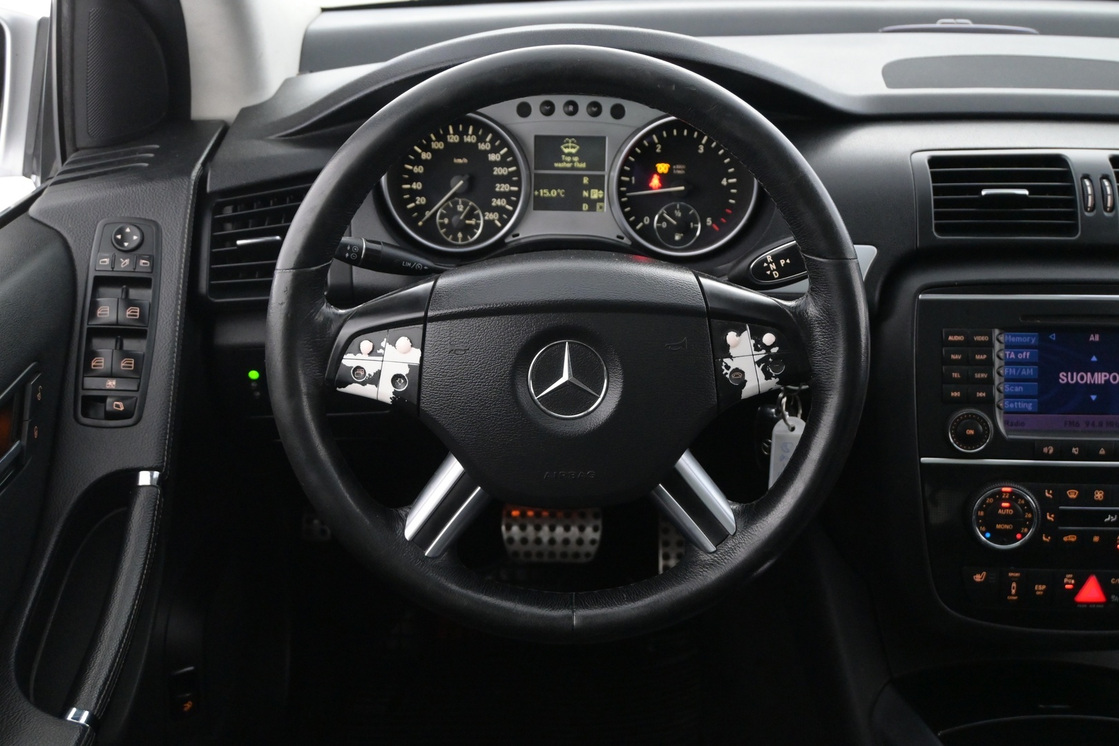MERCEDES-BENZ R 2006