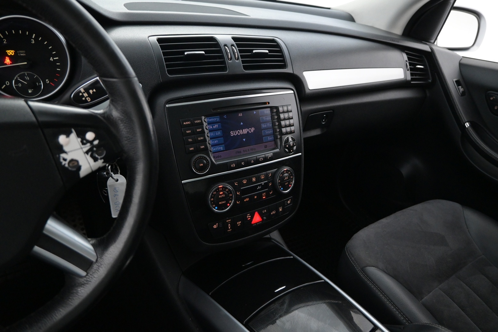 MERCEDES-BENZ R 2006