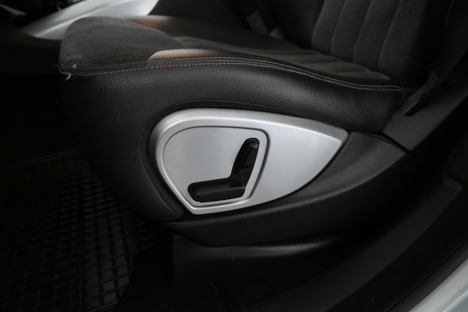 MERCEDES-BENZ R 2006