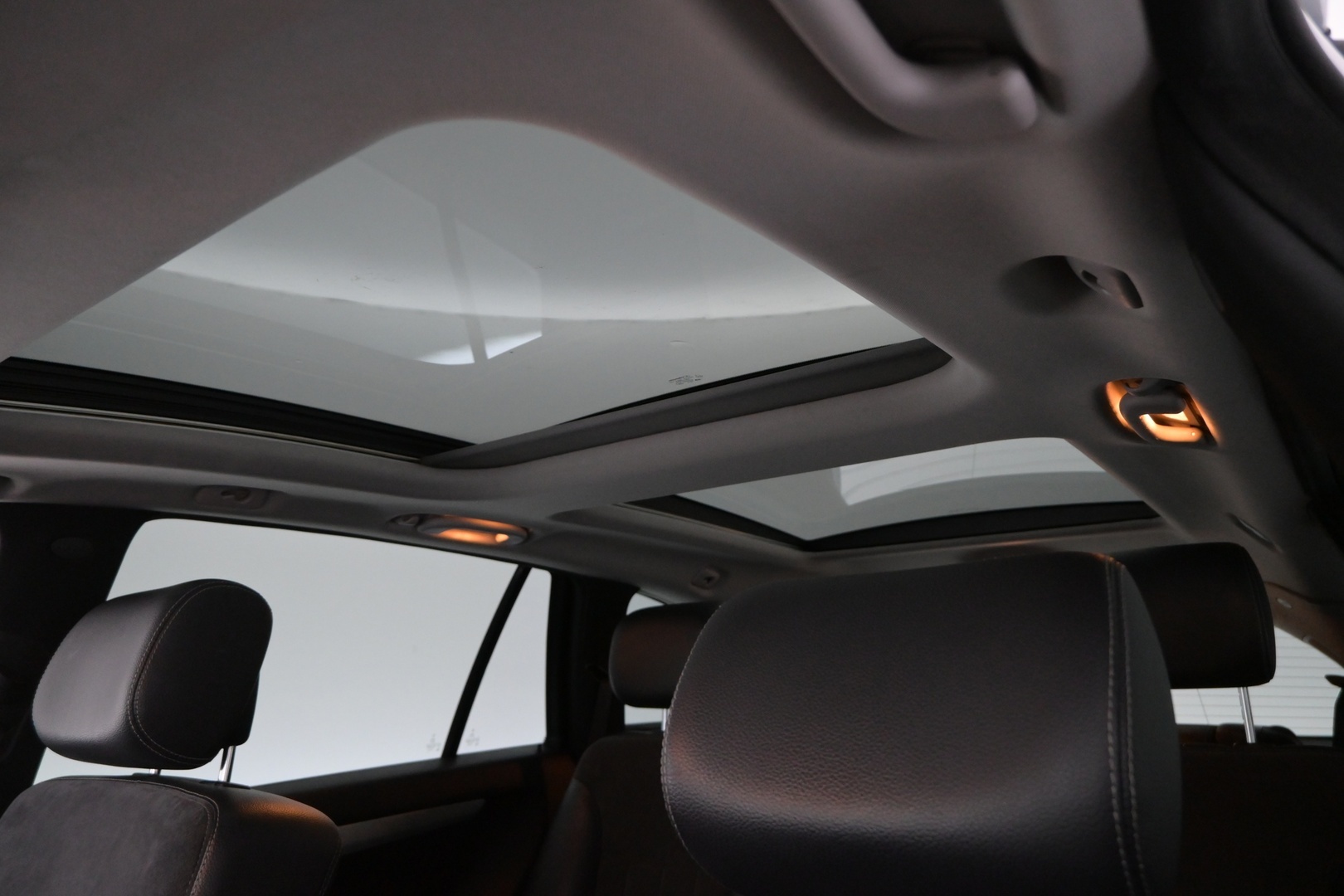 MERCEDES-BENZ R 2006