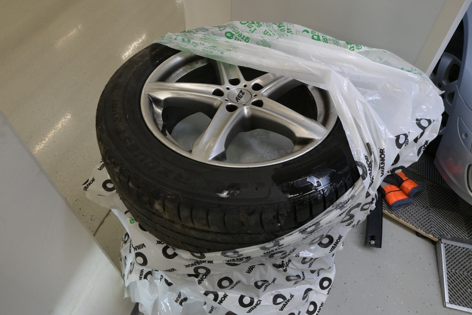 MERCEDES-BENZ R 2006