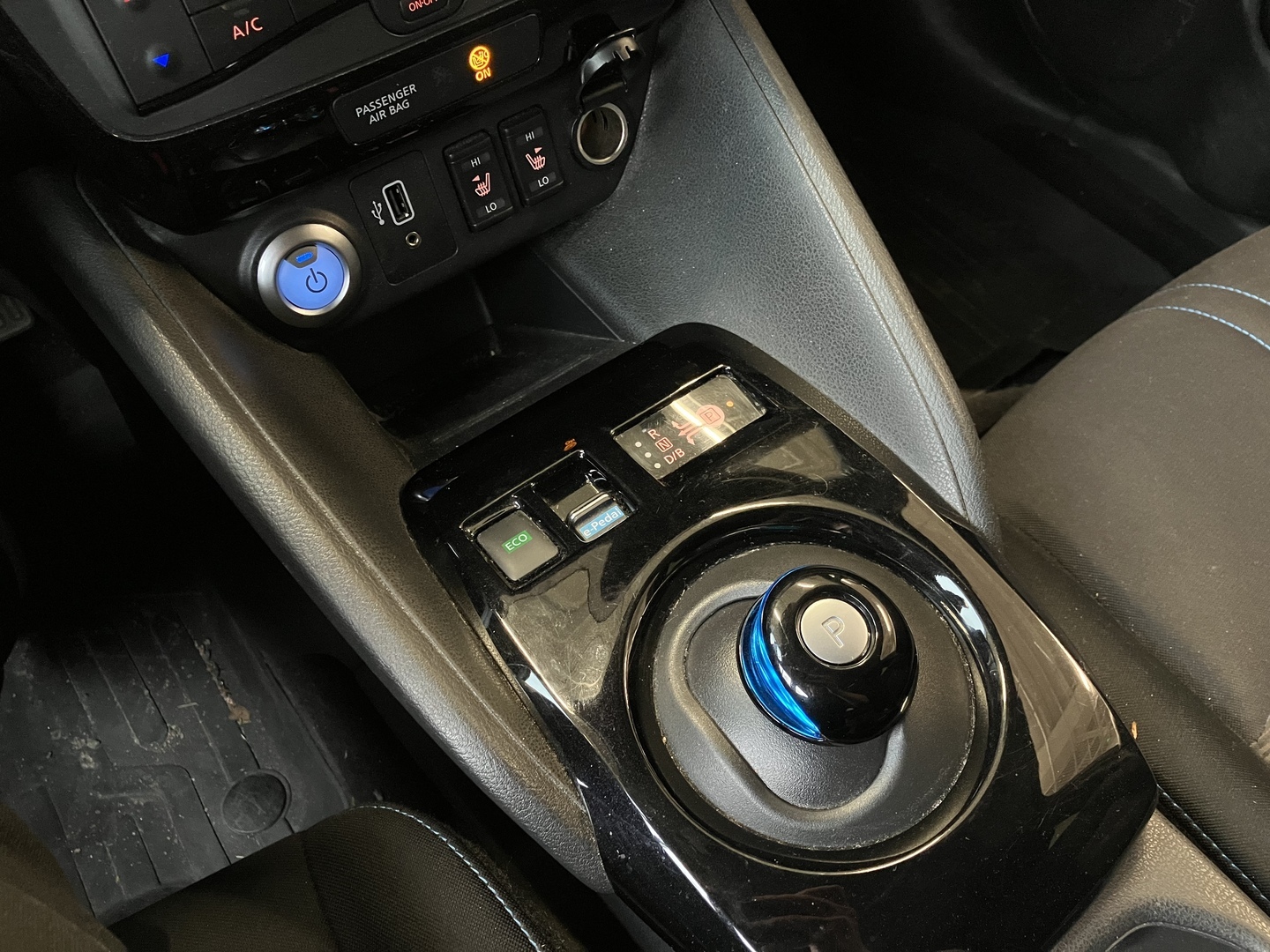 NISSAN Leaf 2020