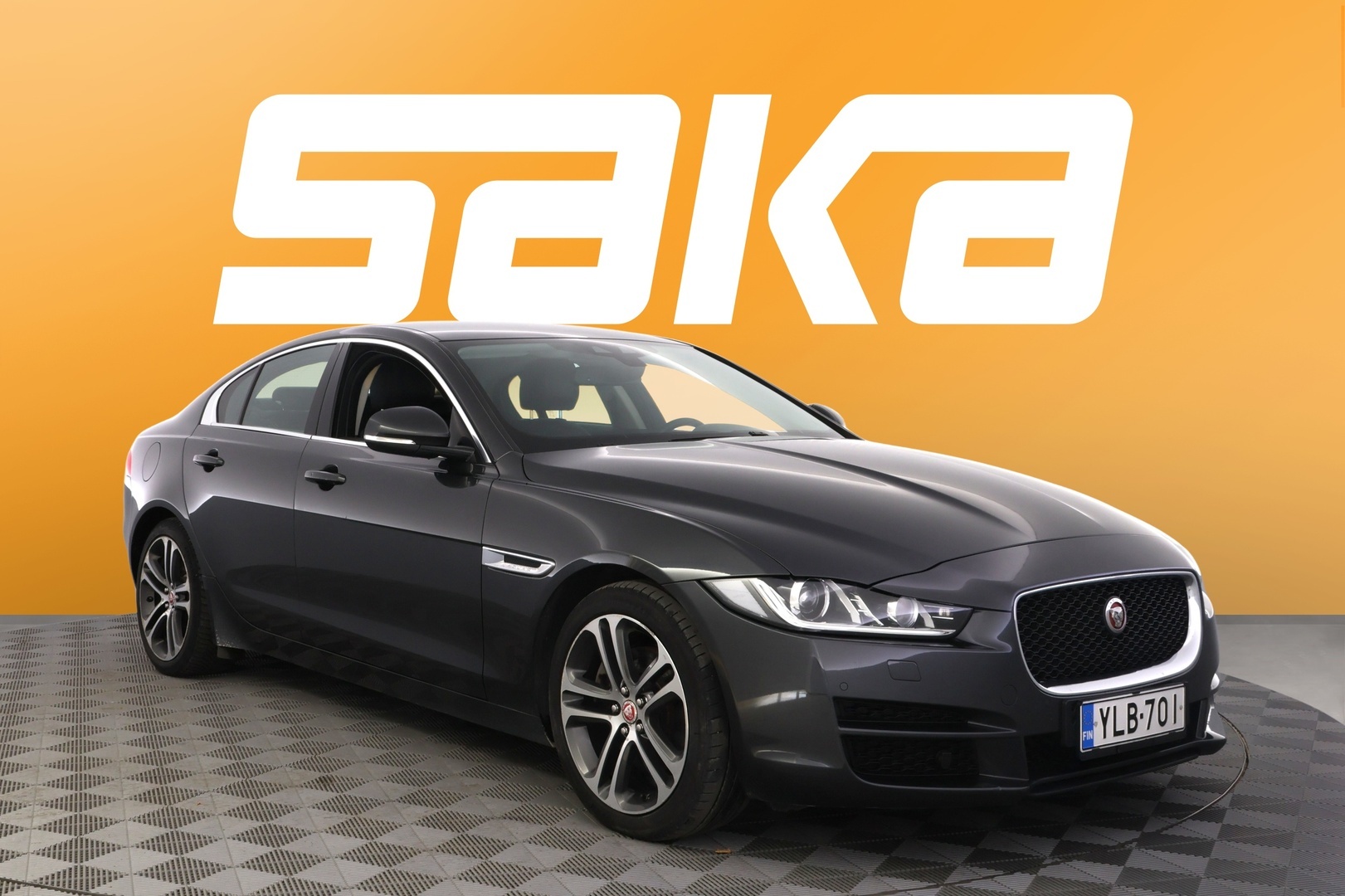 JAGUAR XE 2016