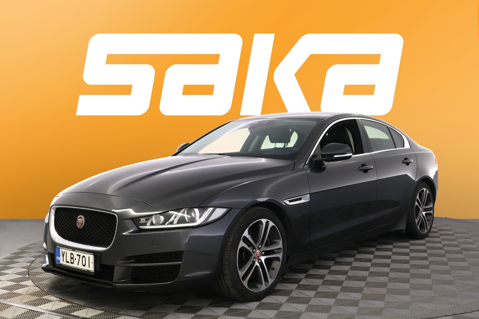 JAGUAR XE 2016