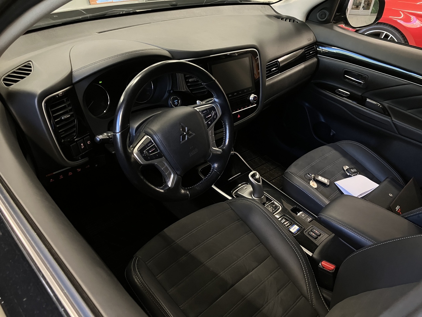 MITSUBISHI Outlander 2021