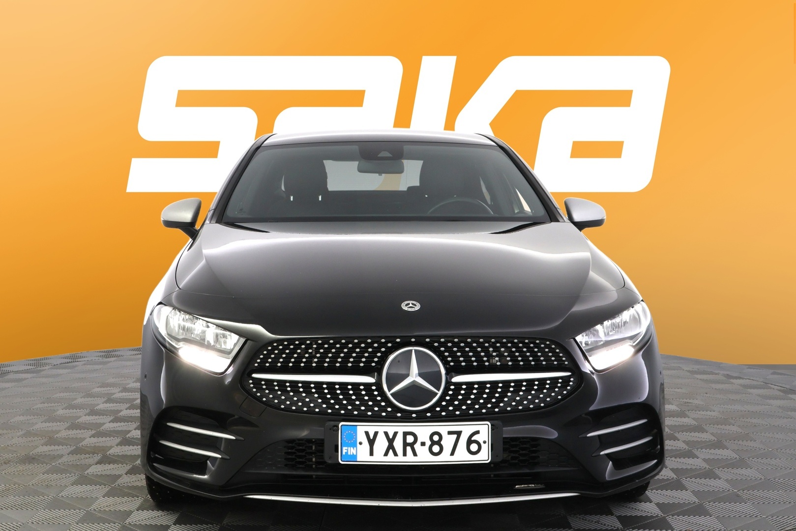 MERCEDES-BENZ A 2021