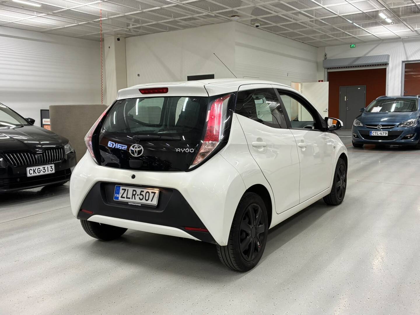 TOYOTA AYGO 2017