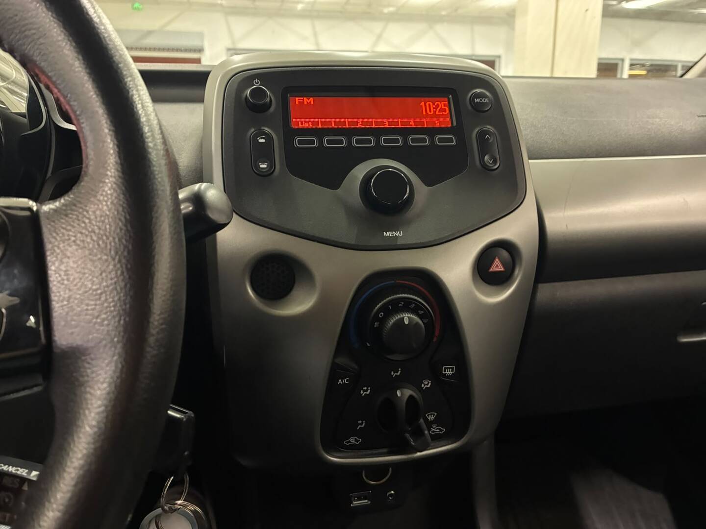 TOYOTA AYGO 2017