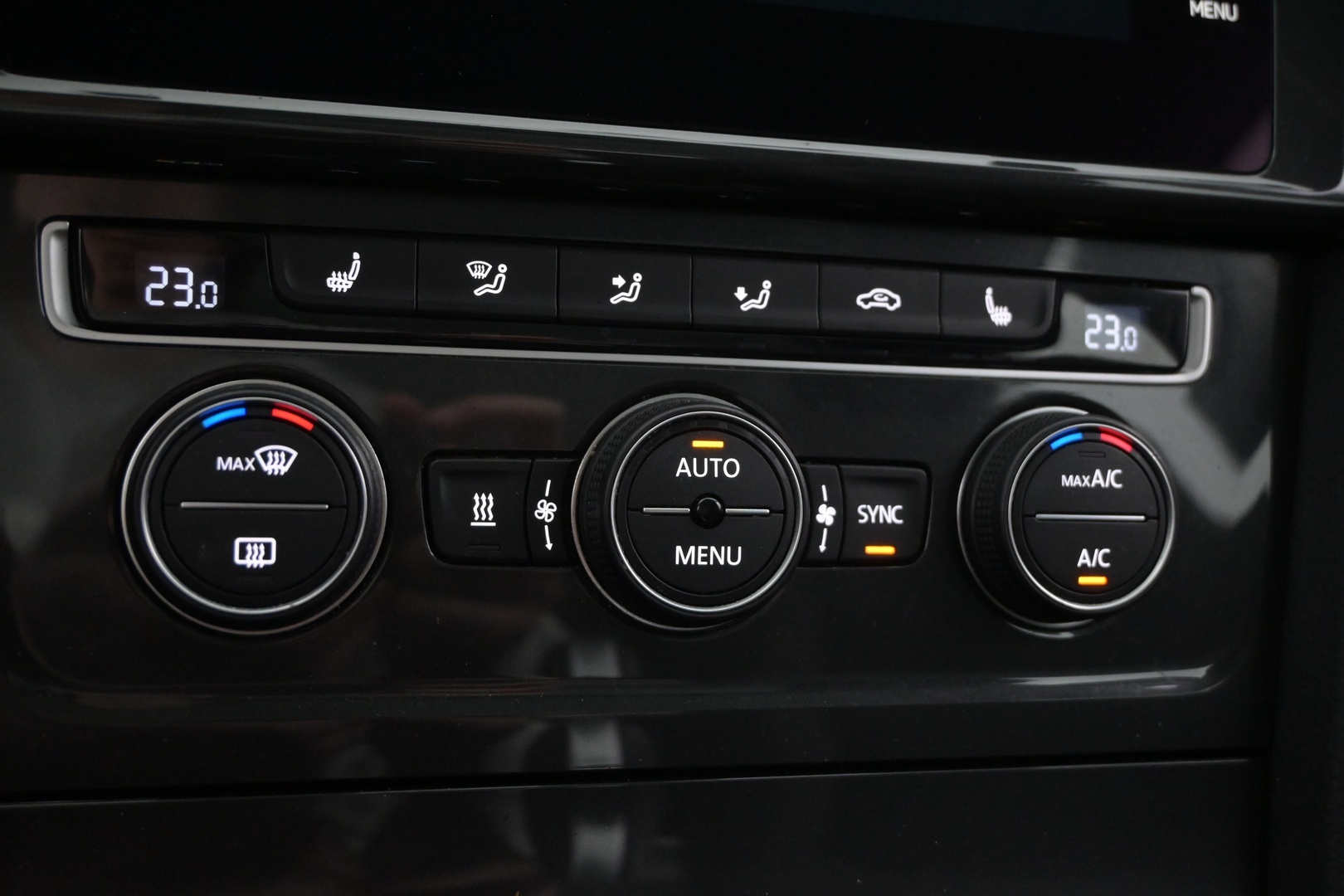 VOLKSWAGEN Golf 2020