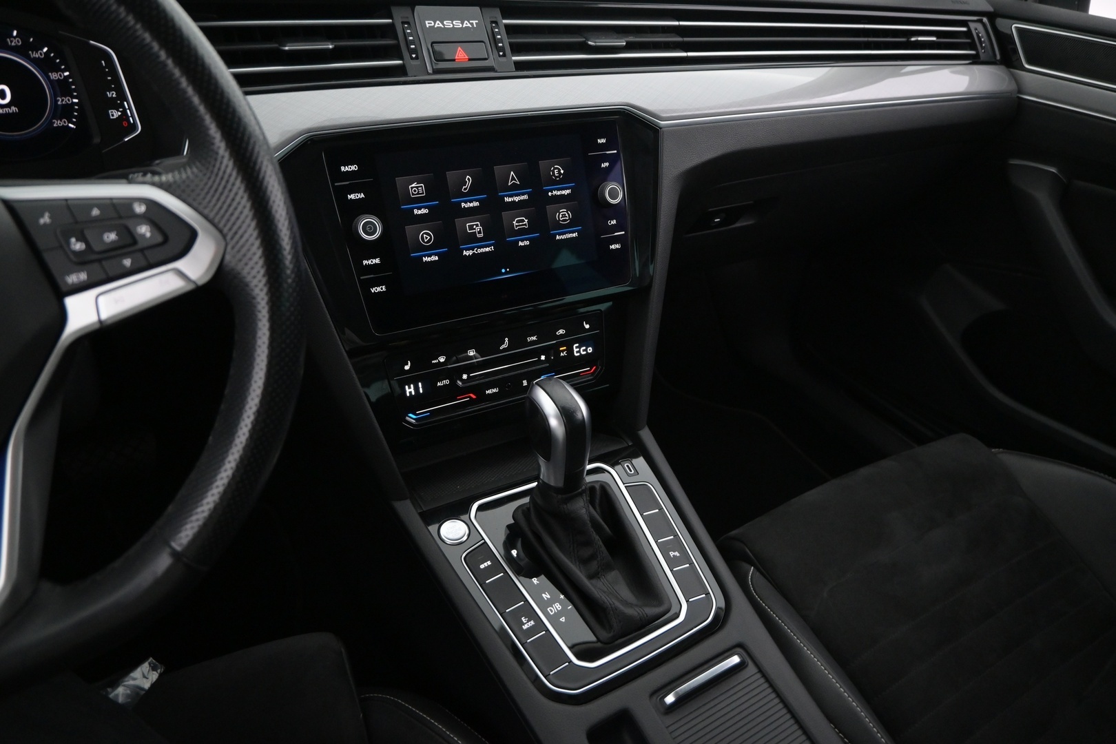 VOLKSWAGEN Passat 2021