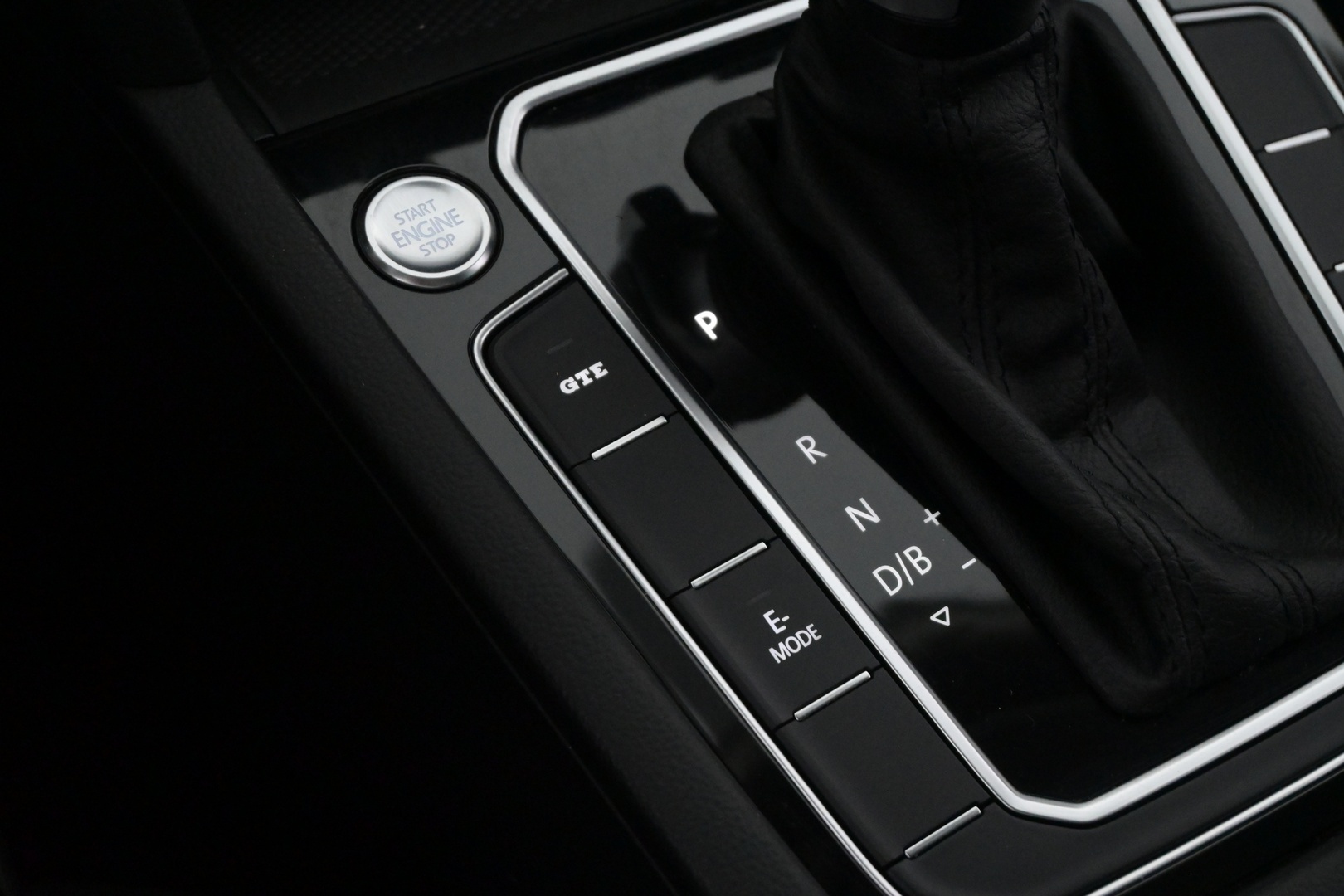 VOLKSWAGEN Passat 2021