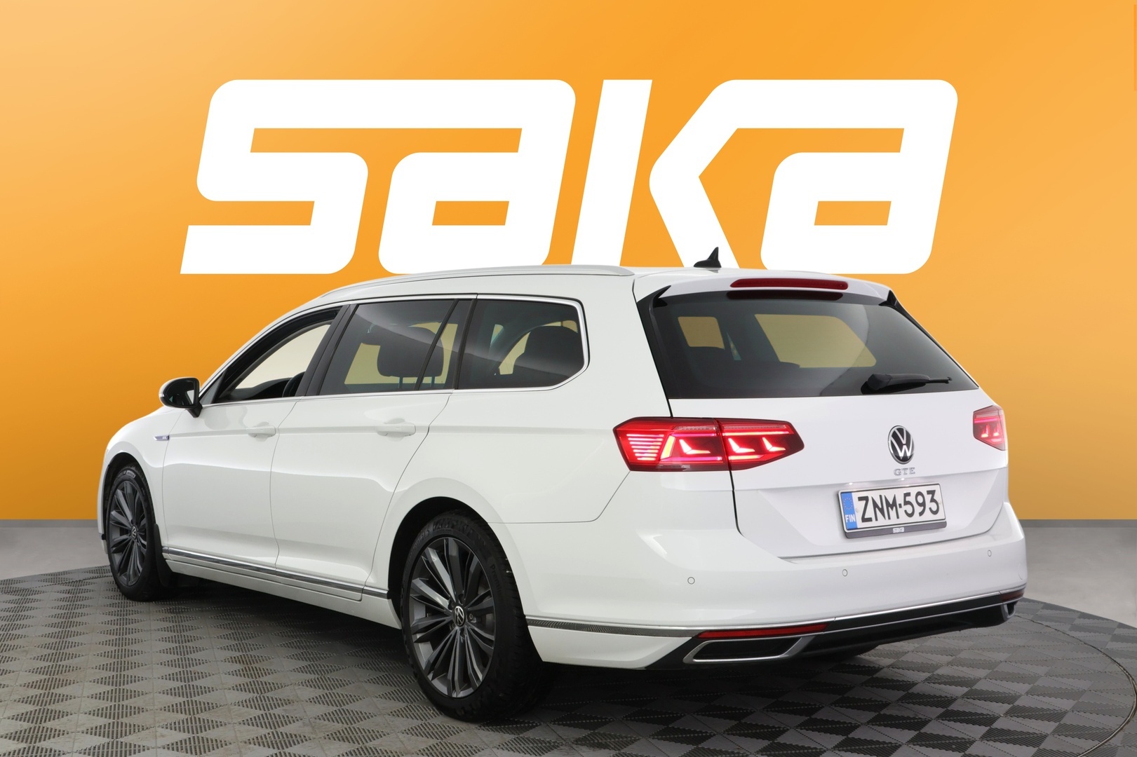 VOLKSWAGEN Passat 2021