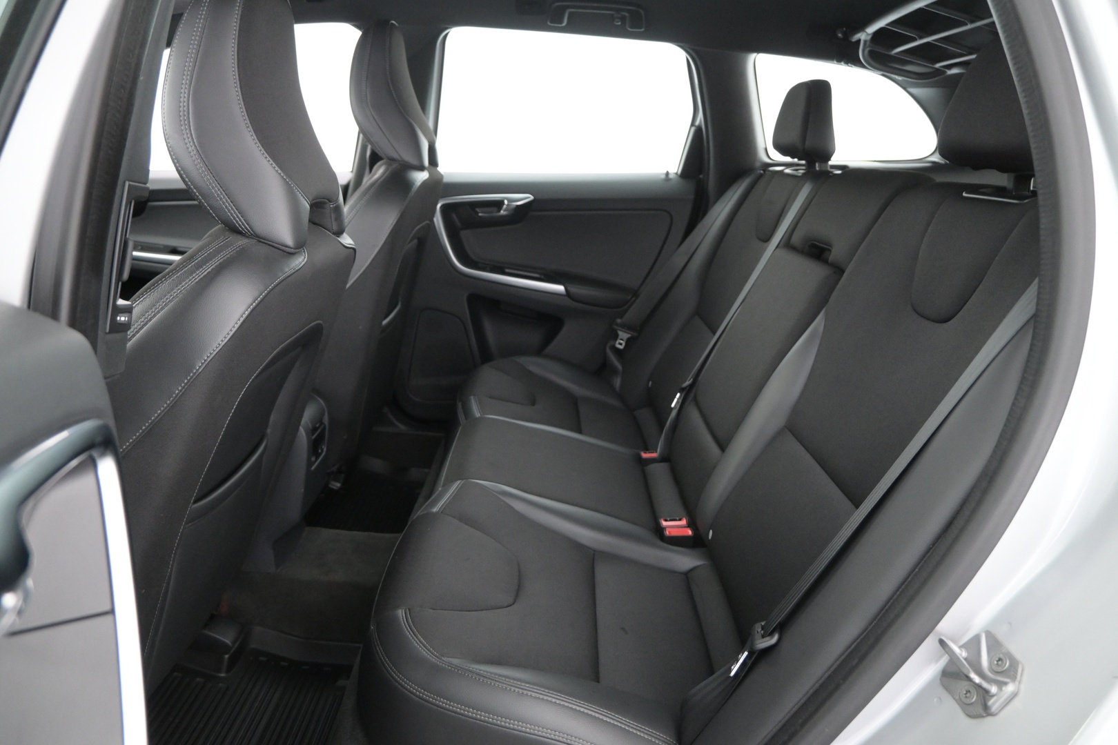 VOLVO XC60 2017