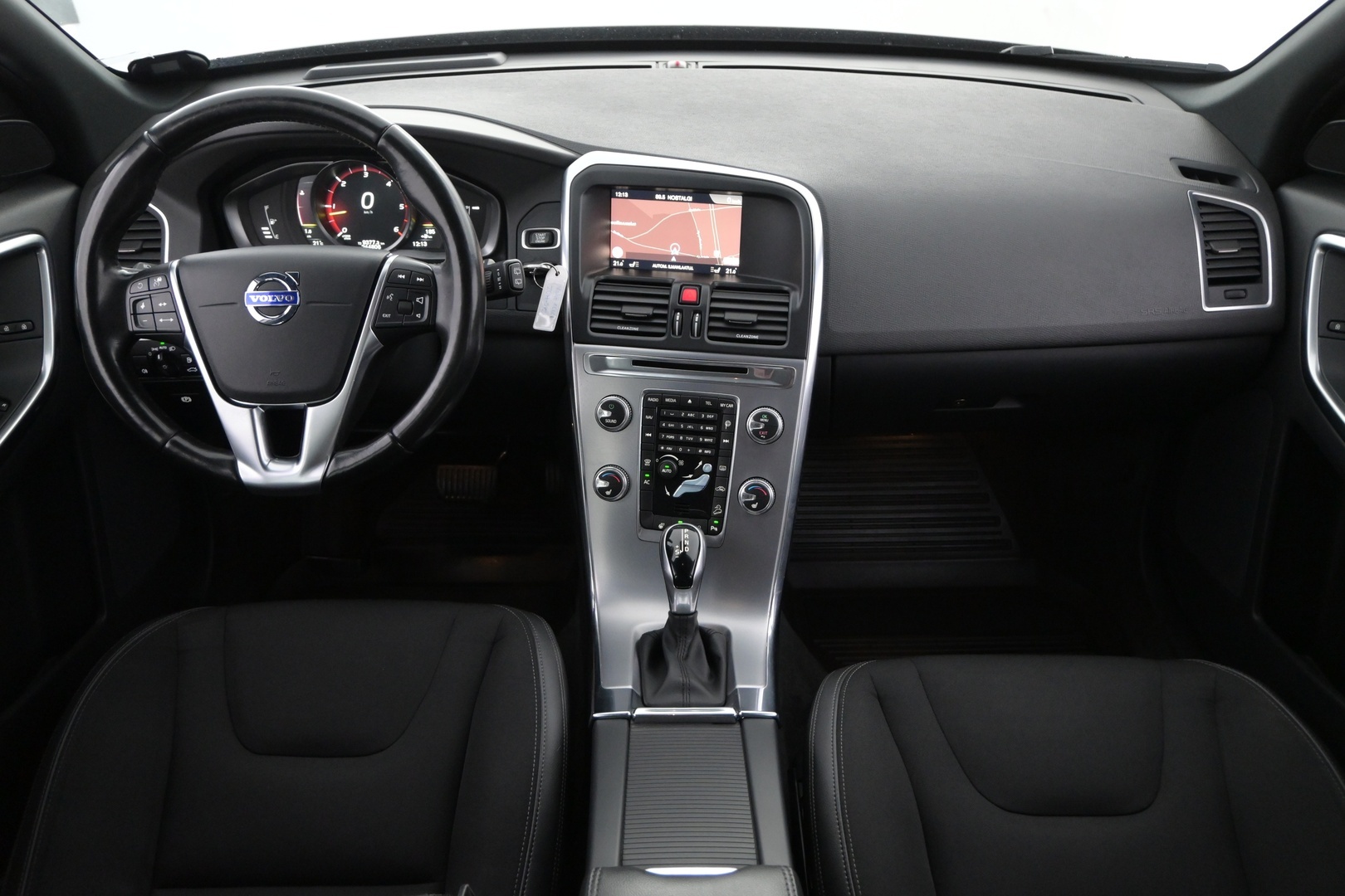 VOLVO XC60 2017