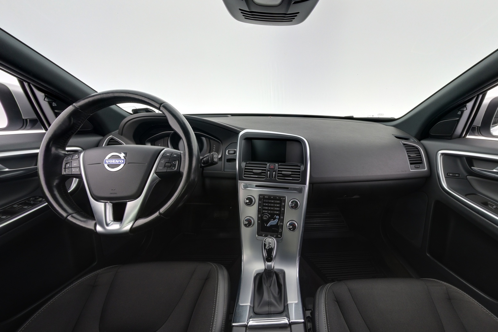 VOLVO XC60 2017
