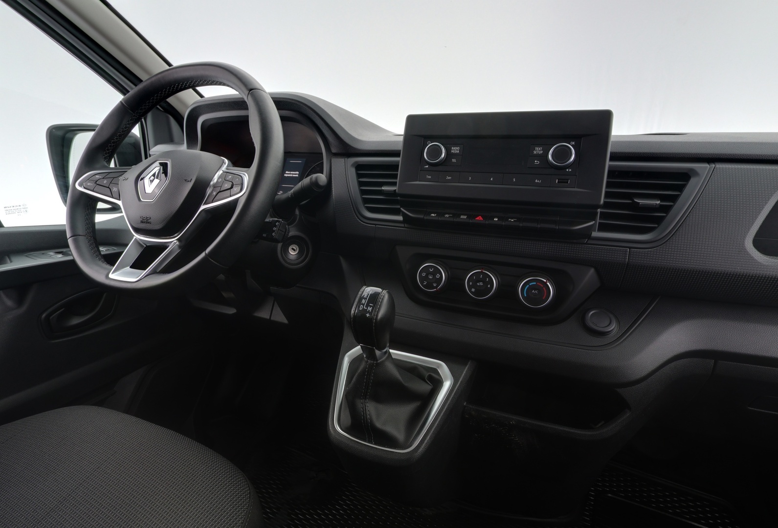 RENAULT Trafic 2022