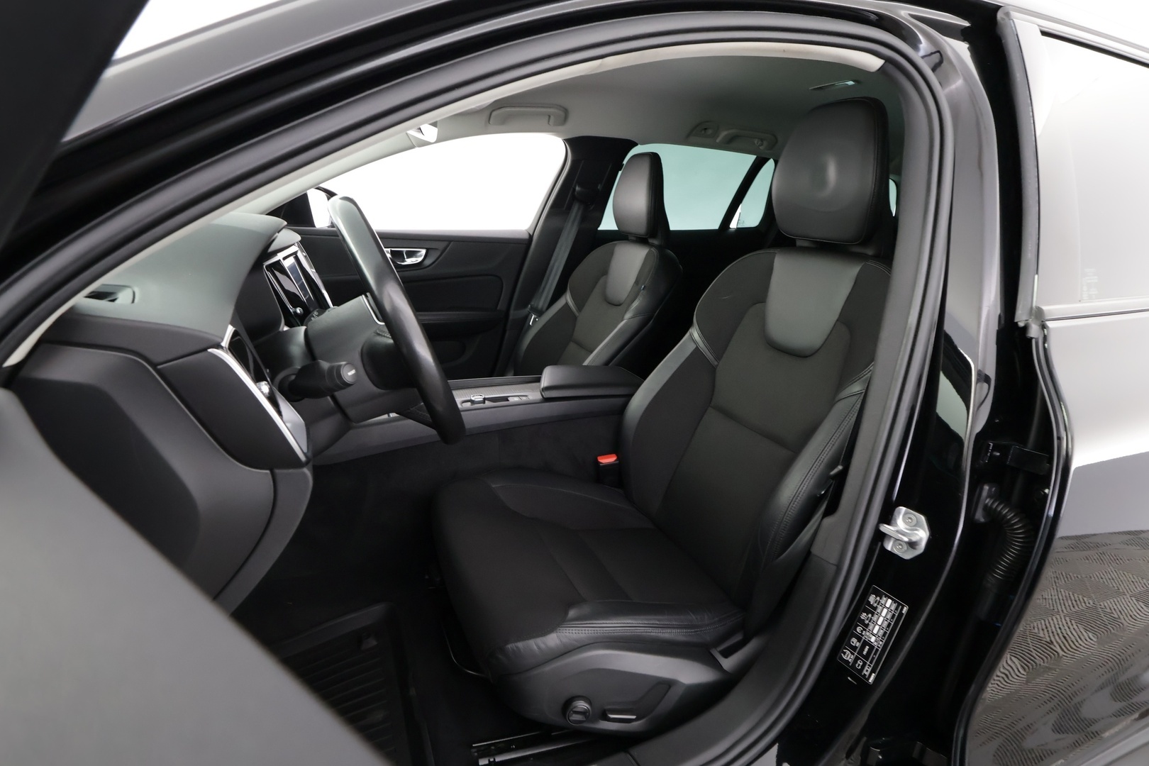VOLVO V60 Cross Country 2020