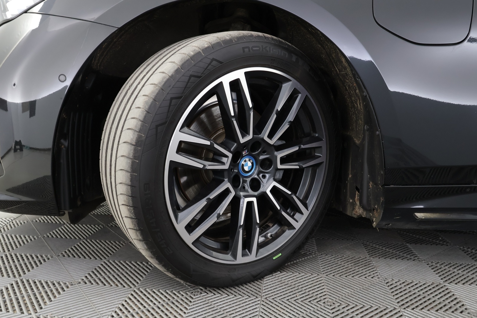 BMW 530 2025