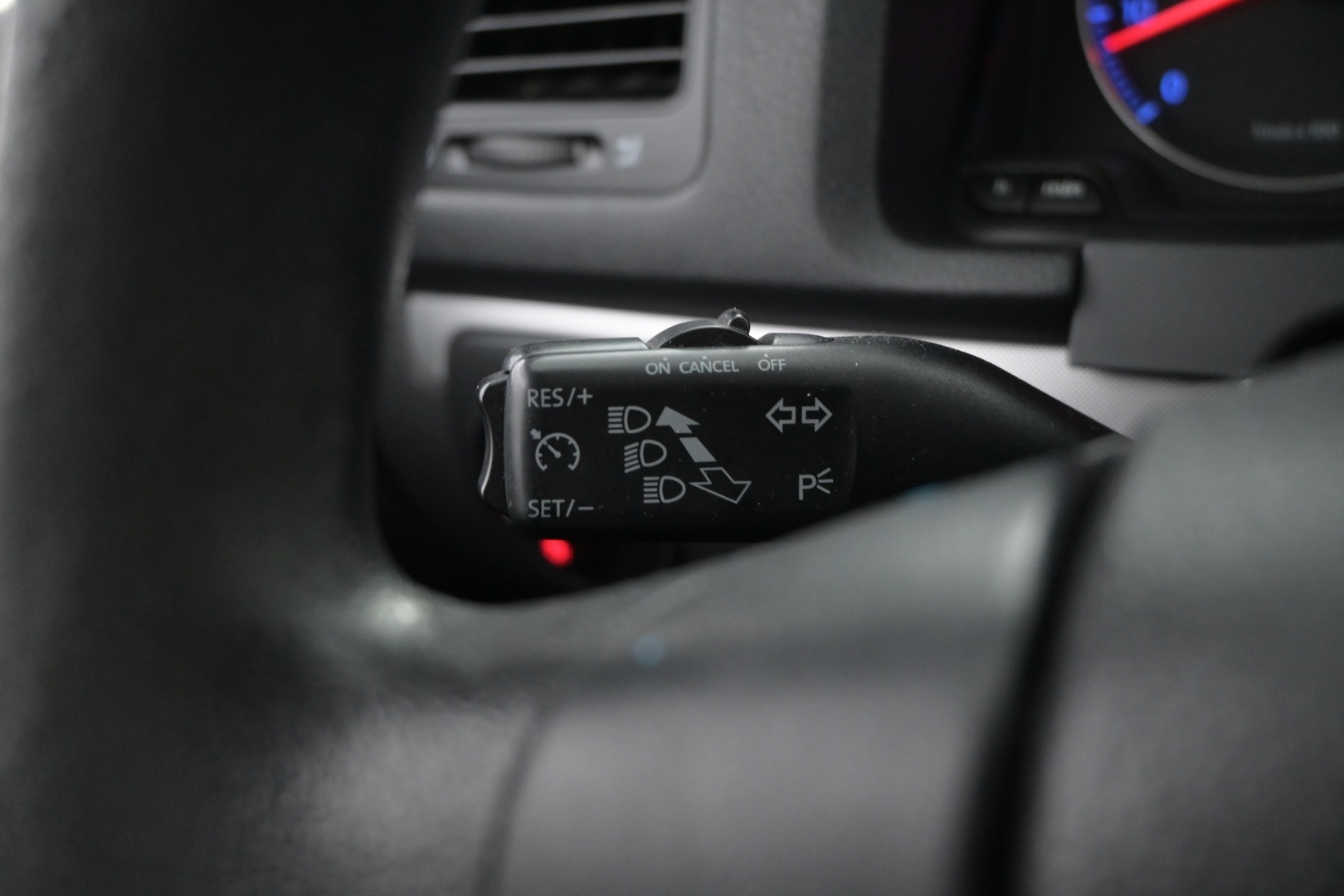 VOLKSWAGEN Jetta 2009