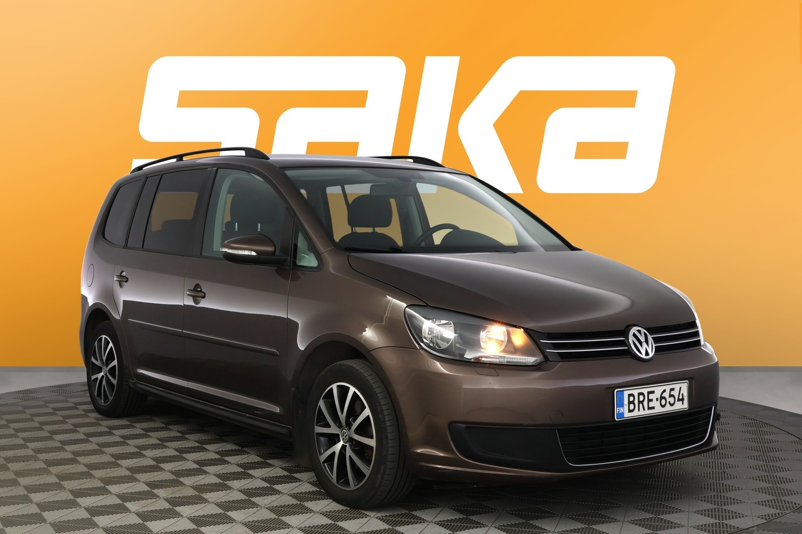 VOLKSWAGEN Touran 2013