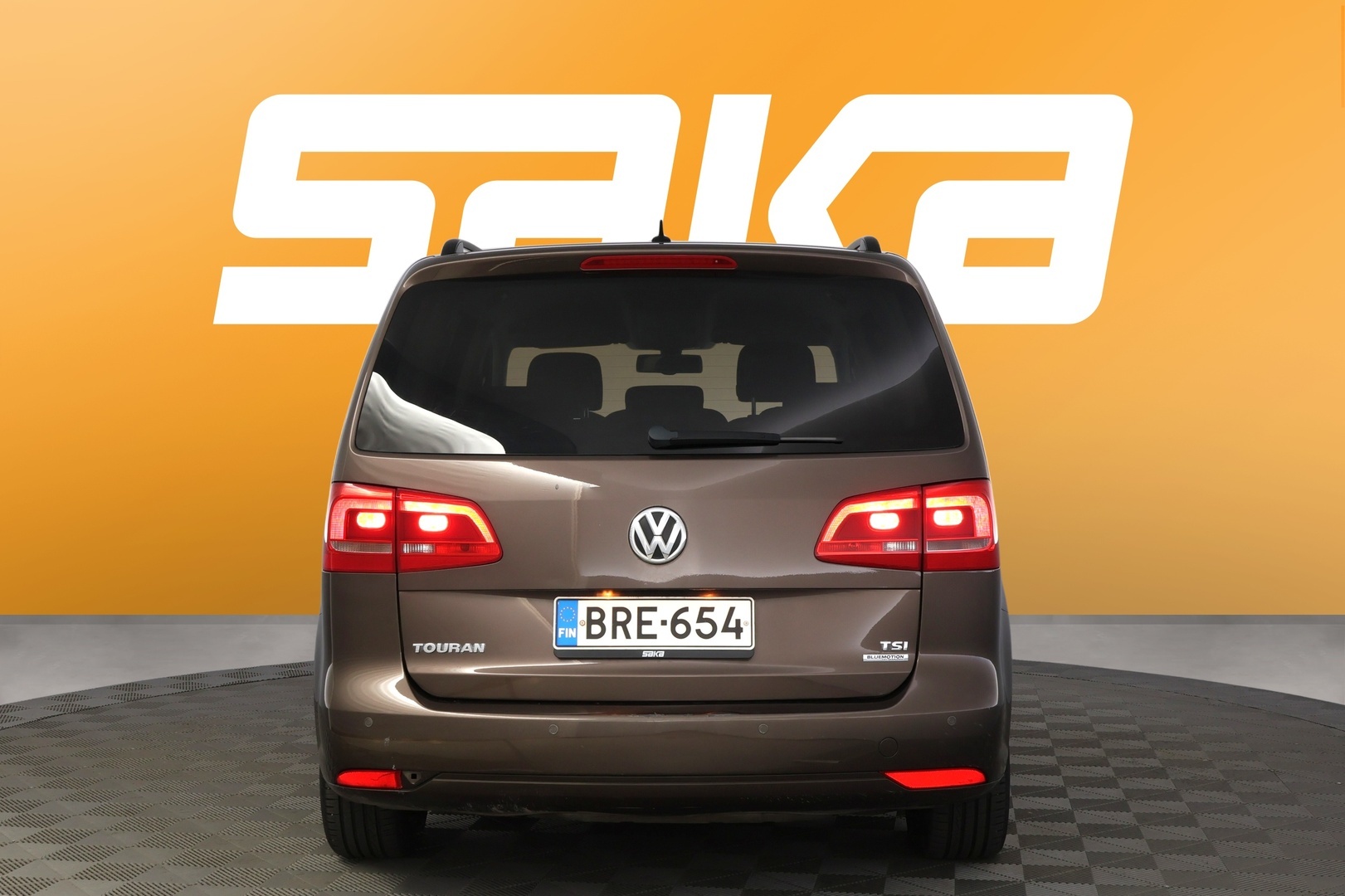 VOLKSWAGEN Touran 2013