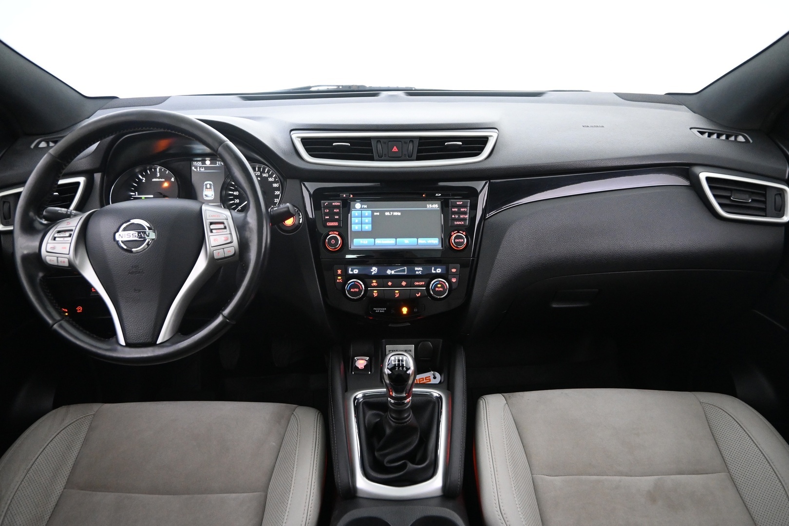 NISSAN Qashqai 2014
