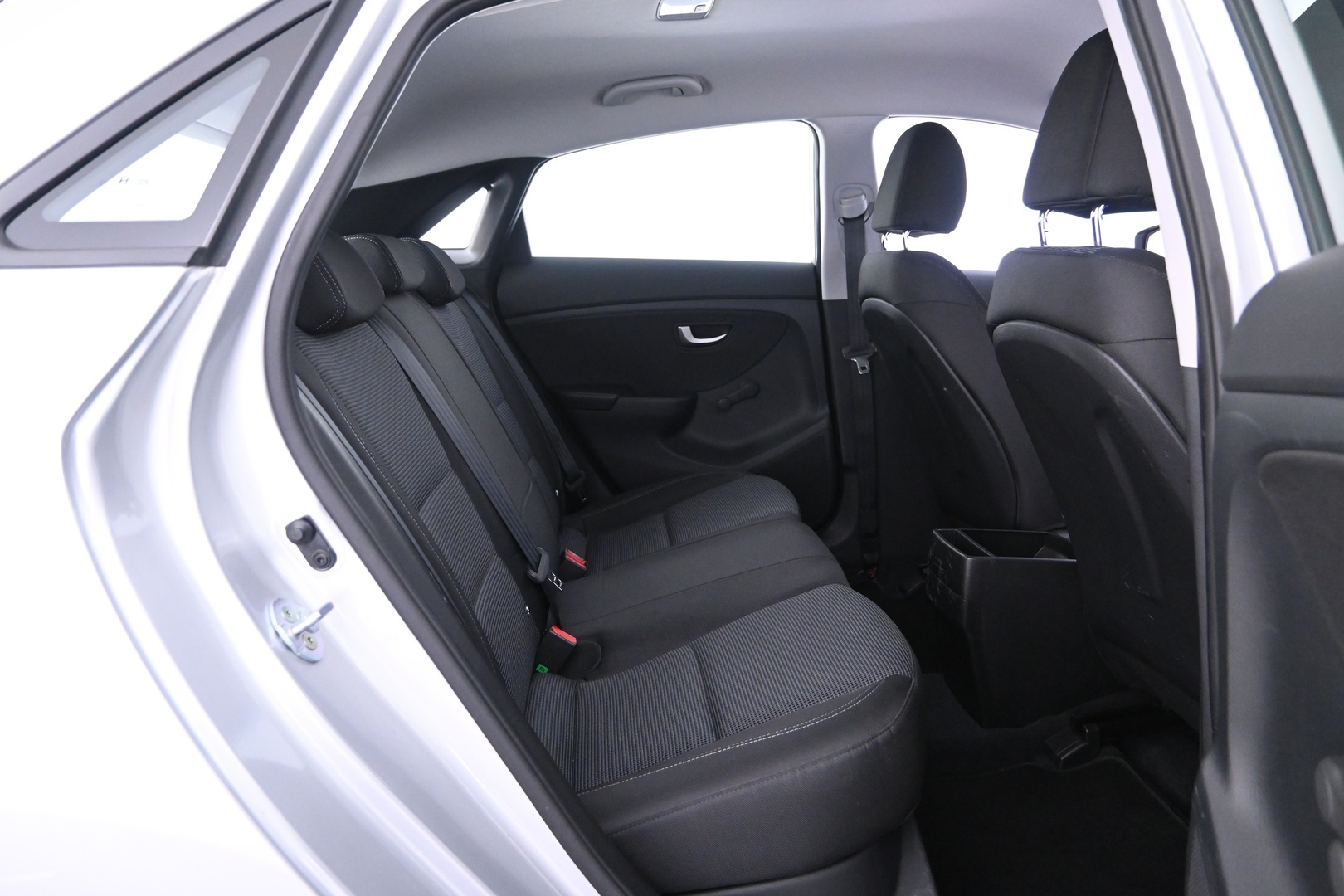 HYUNDAI I30 2016