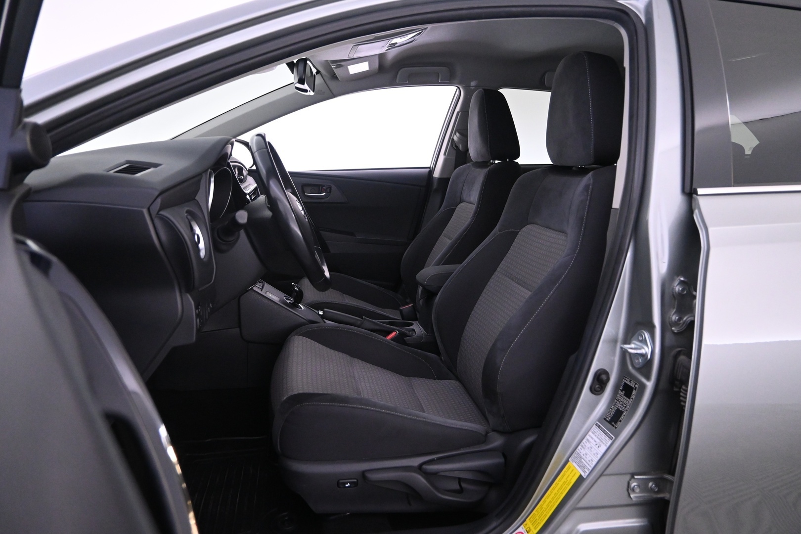 TOYOTA Auris 2017
