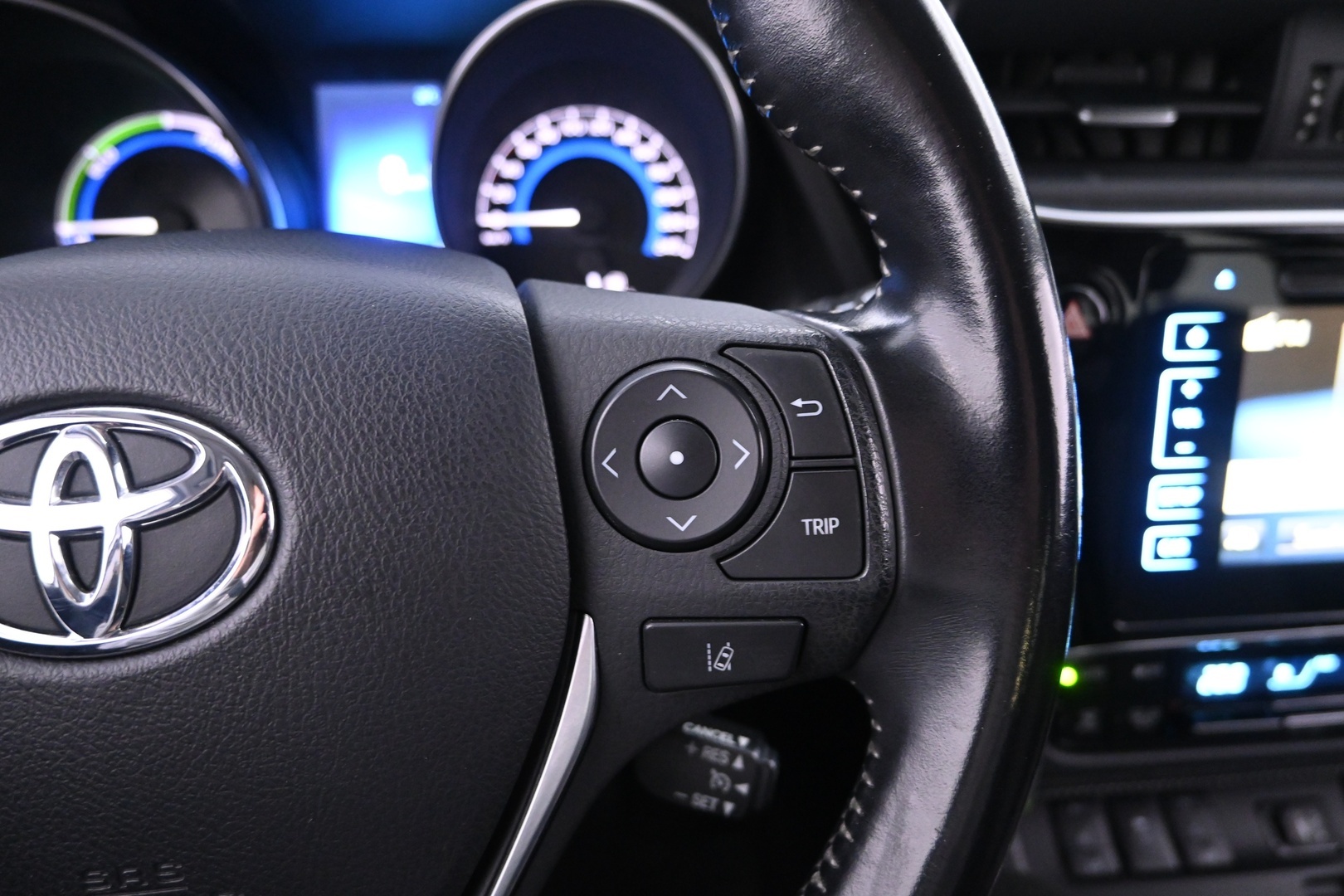 TOYOTA Auris 2017