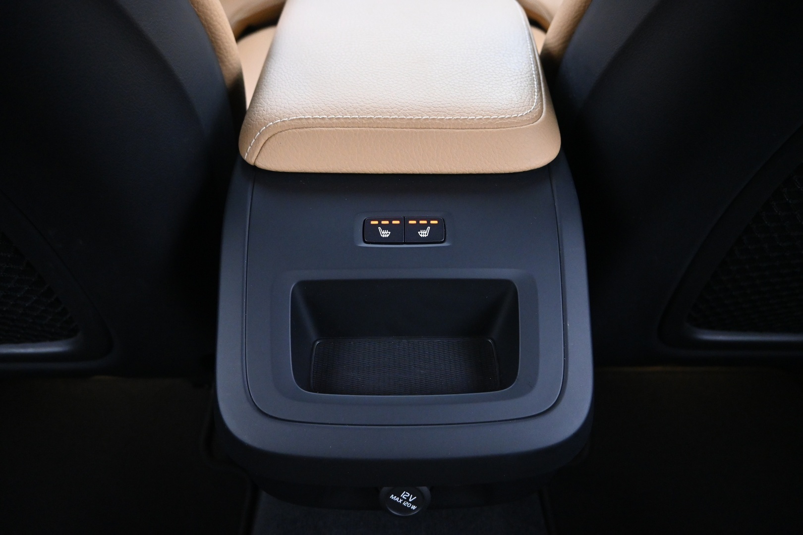 VOLVO V60 2019