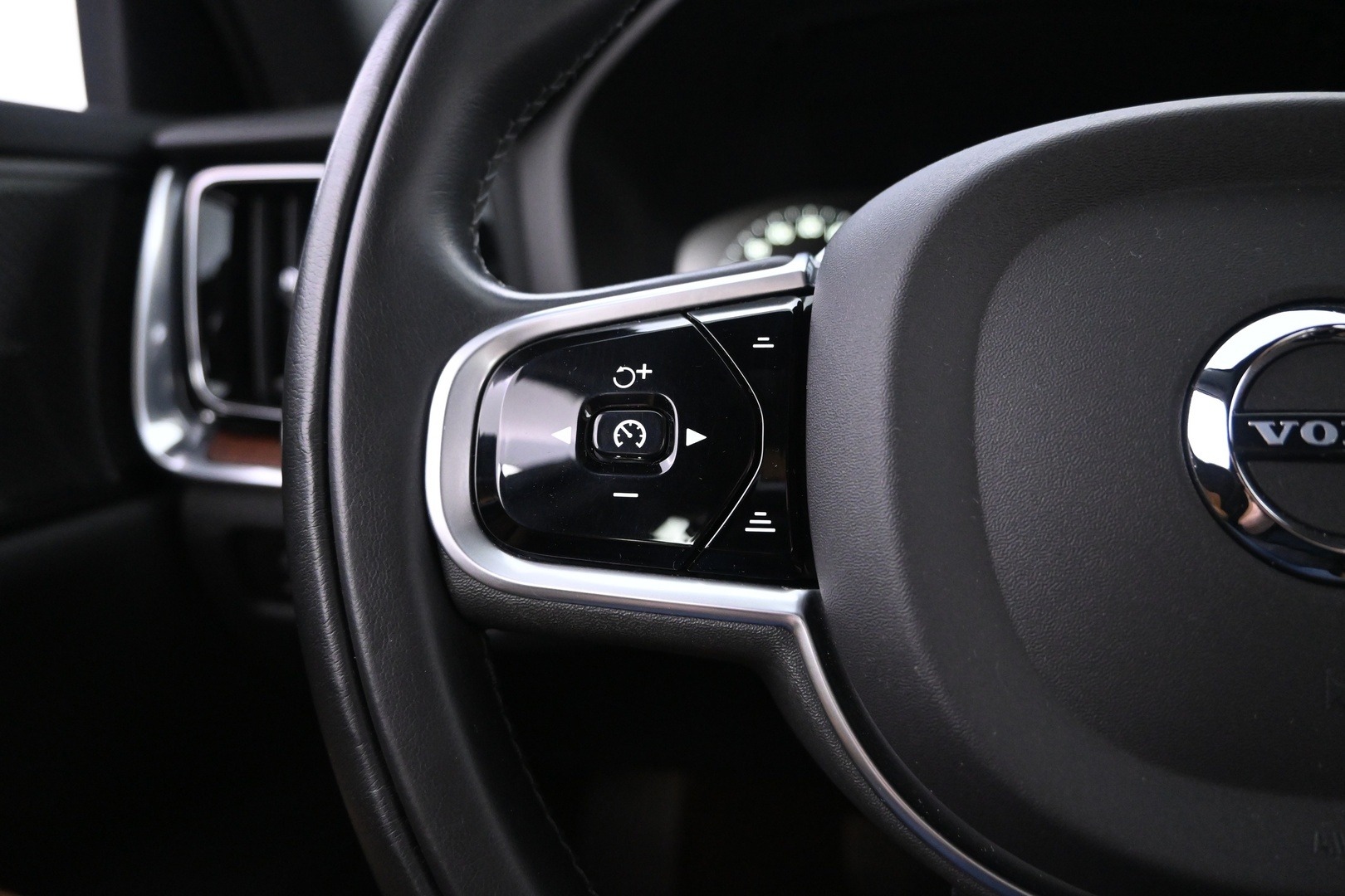 VOLVO V60 2019