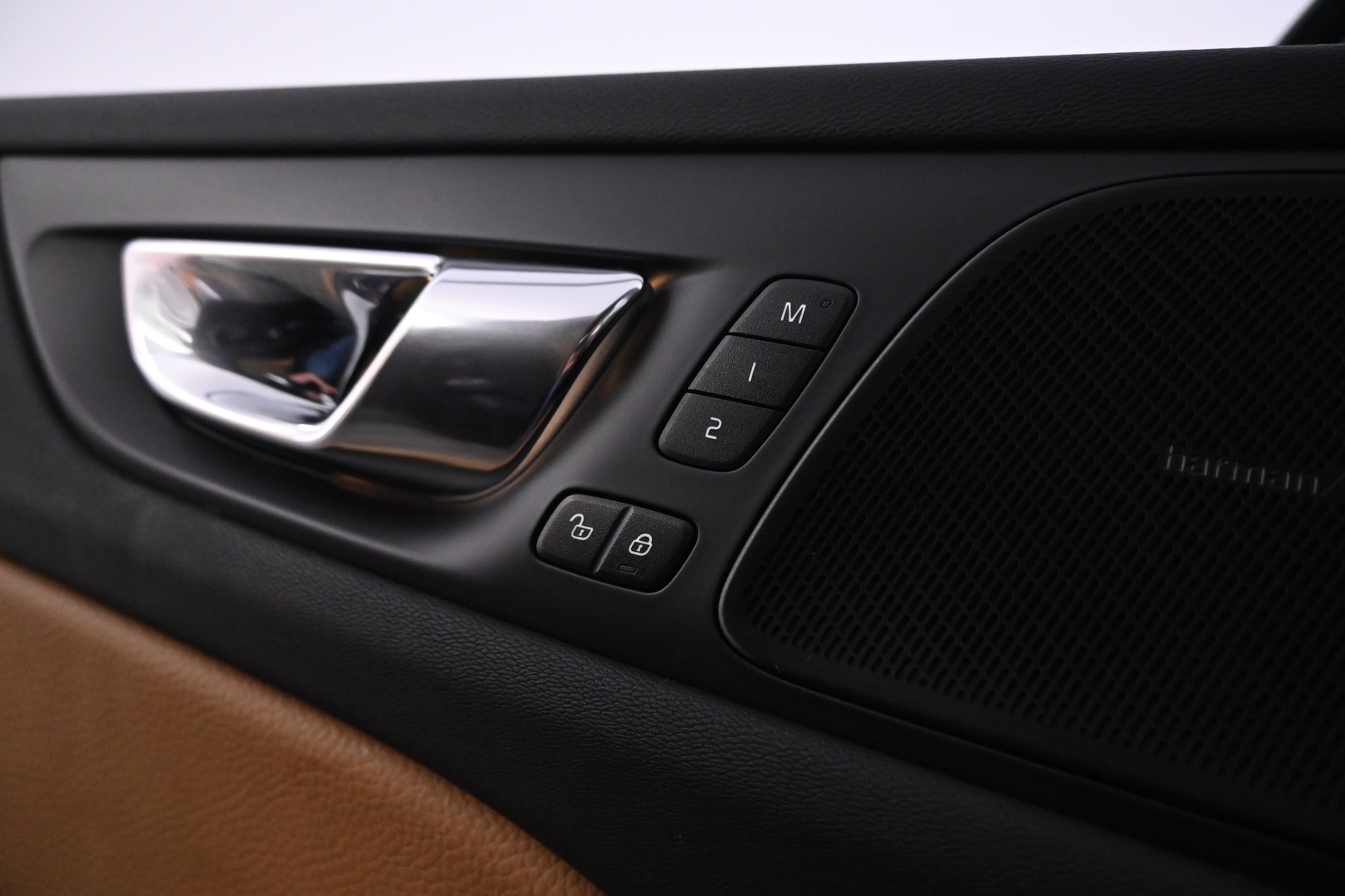 VOLVO V60 2019