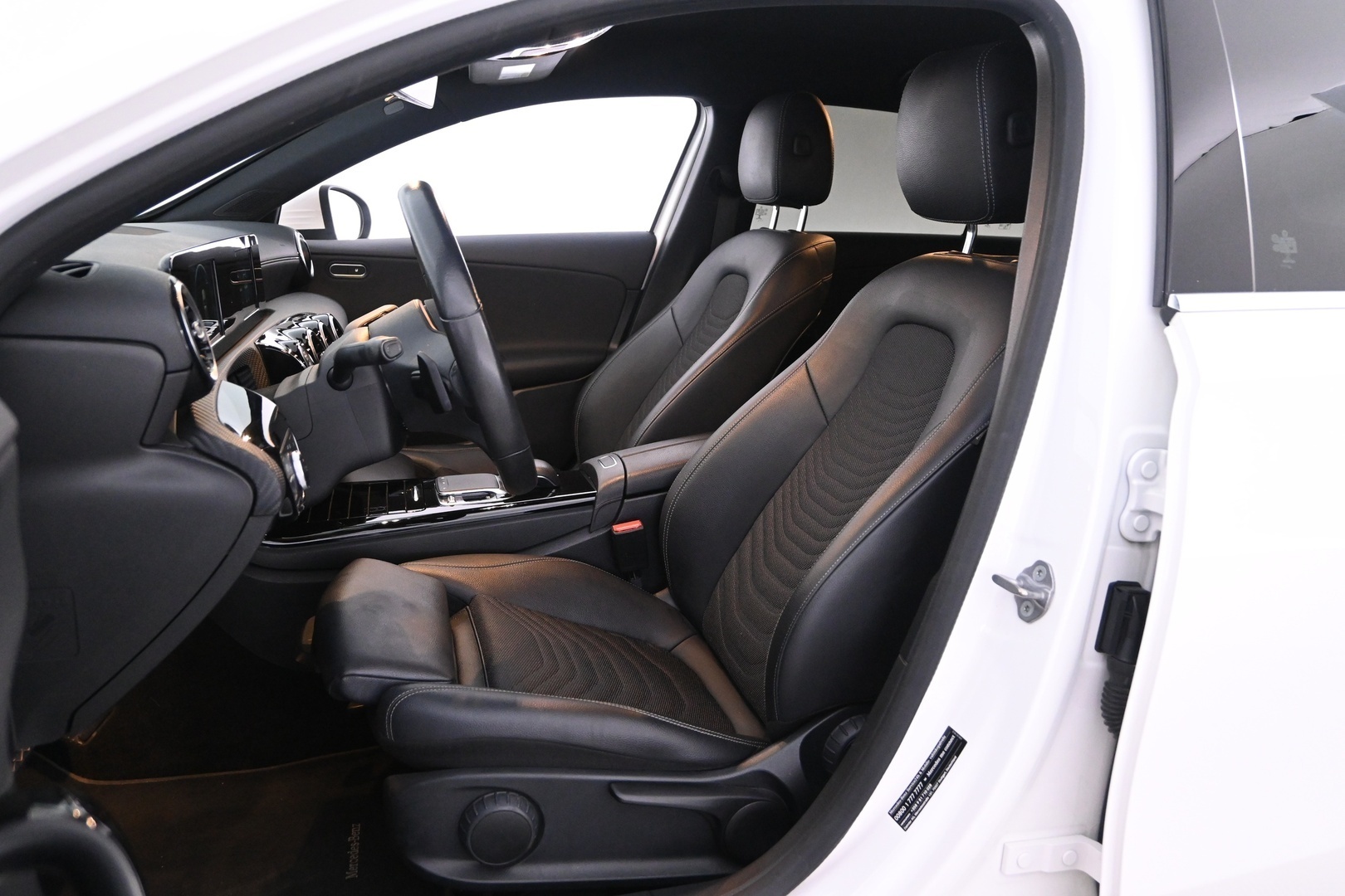 MERCEDES-BENZ A 2019