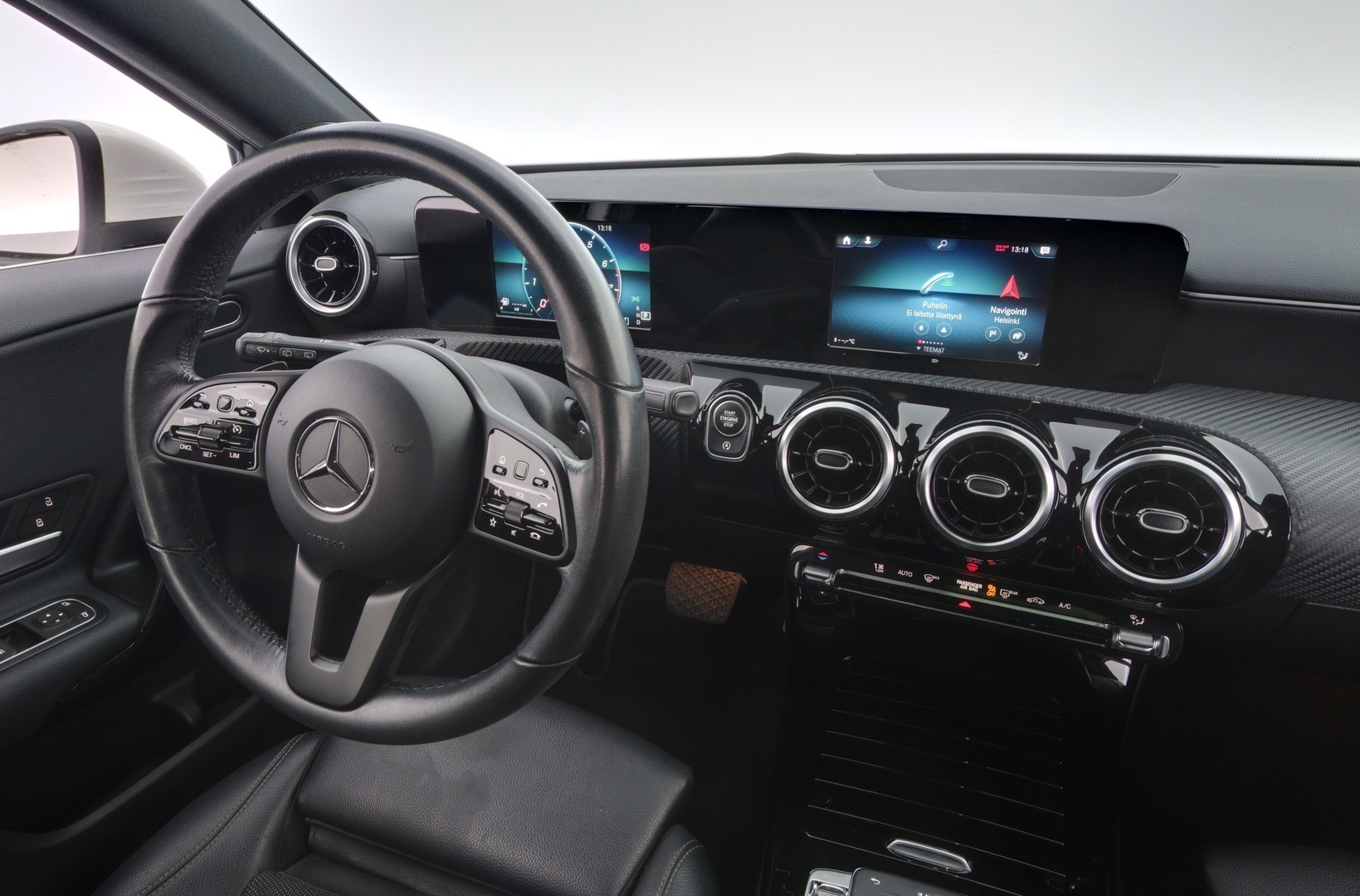 MERCEDES-BENZ A 2019