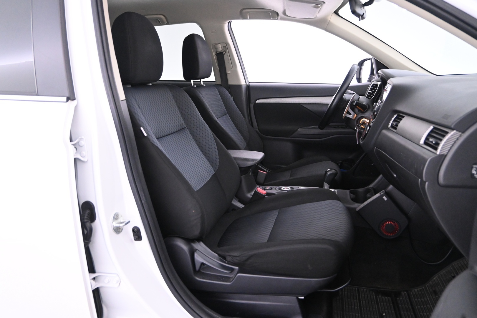 MITSUBISHI Outlander 2013