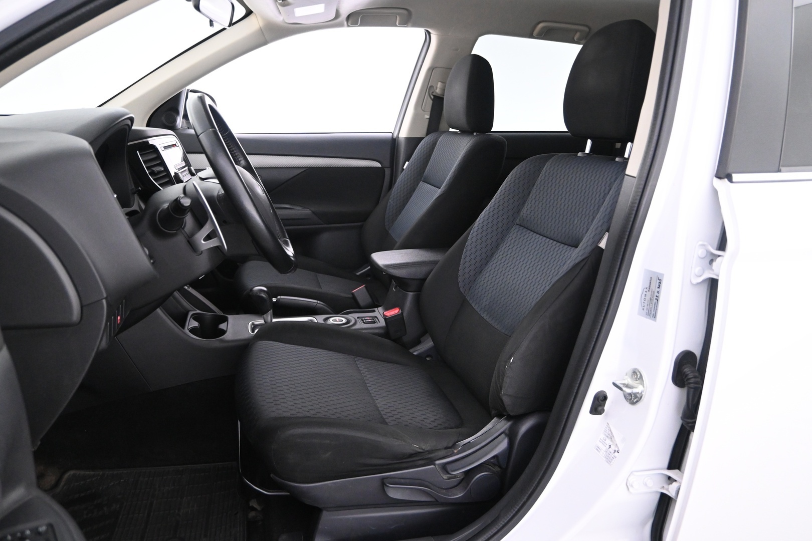 MITSUBISHI Outlander 2013