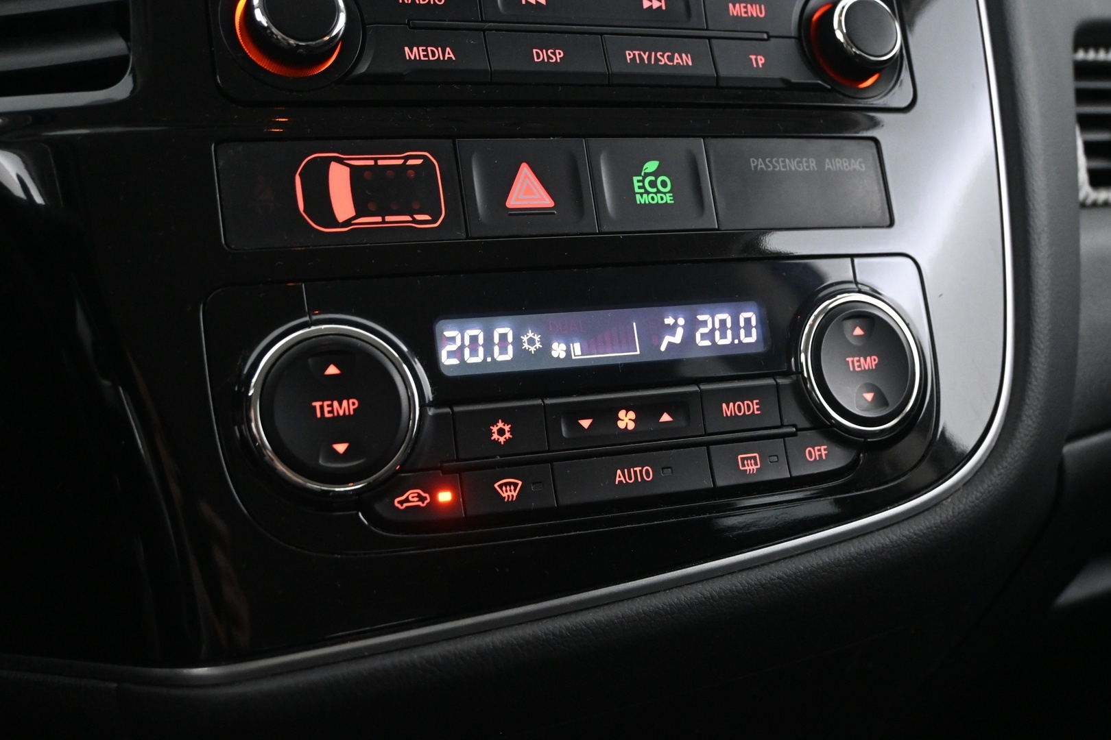 MITSUBISHI Outlander 2013