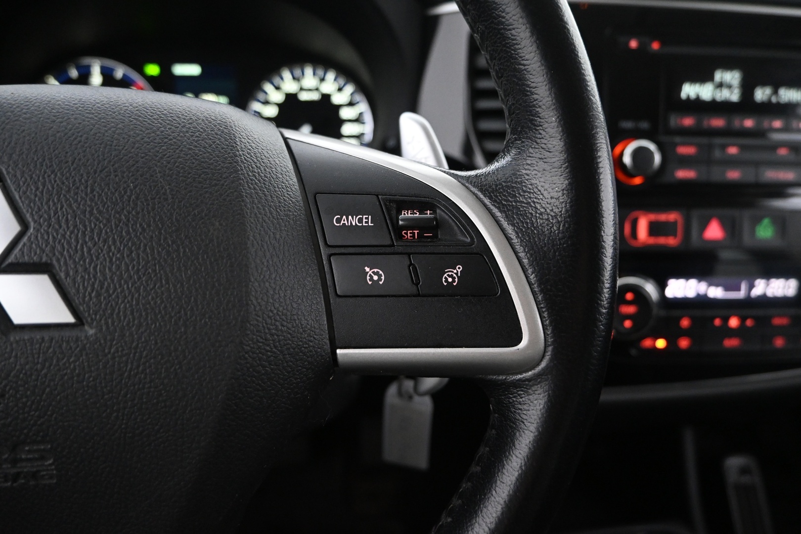 MITSUBISHI Outlander 2013