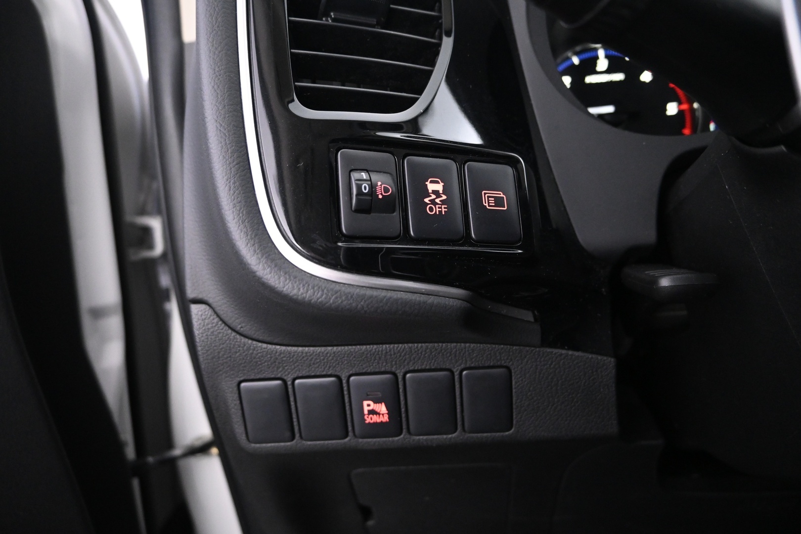 MITSUBISHI Outlander 2013