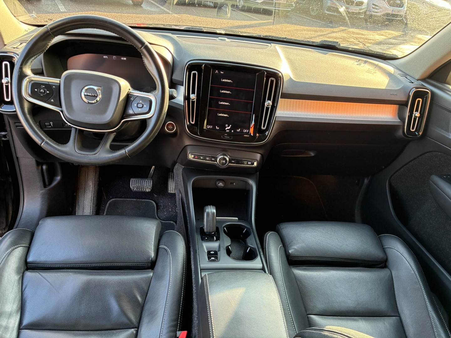 VOLVO XC40 2020