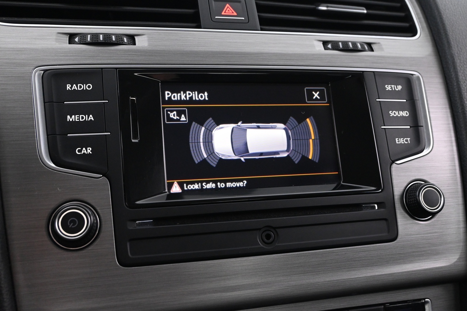 VOLKSWAGEN Golf 2015