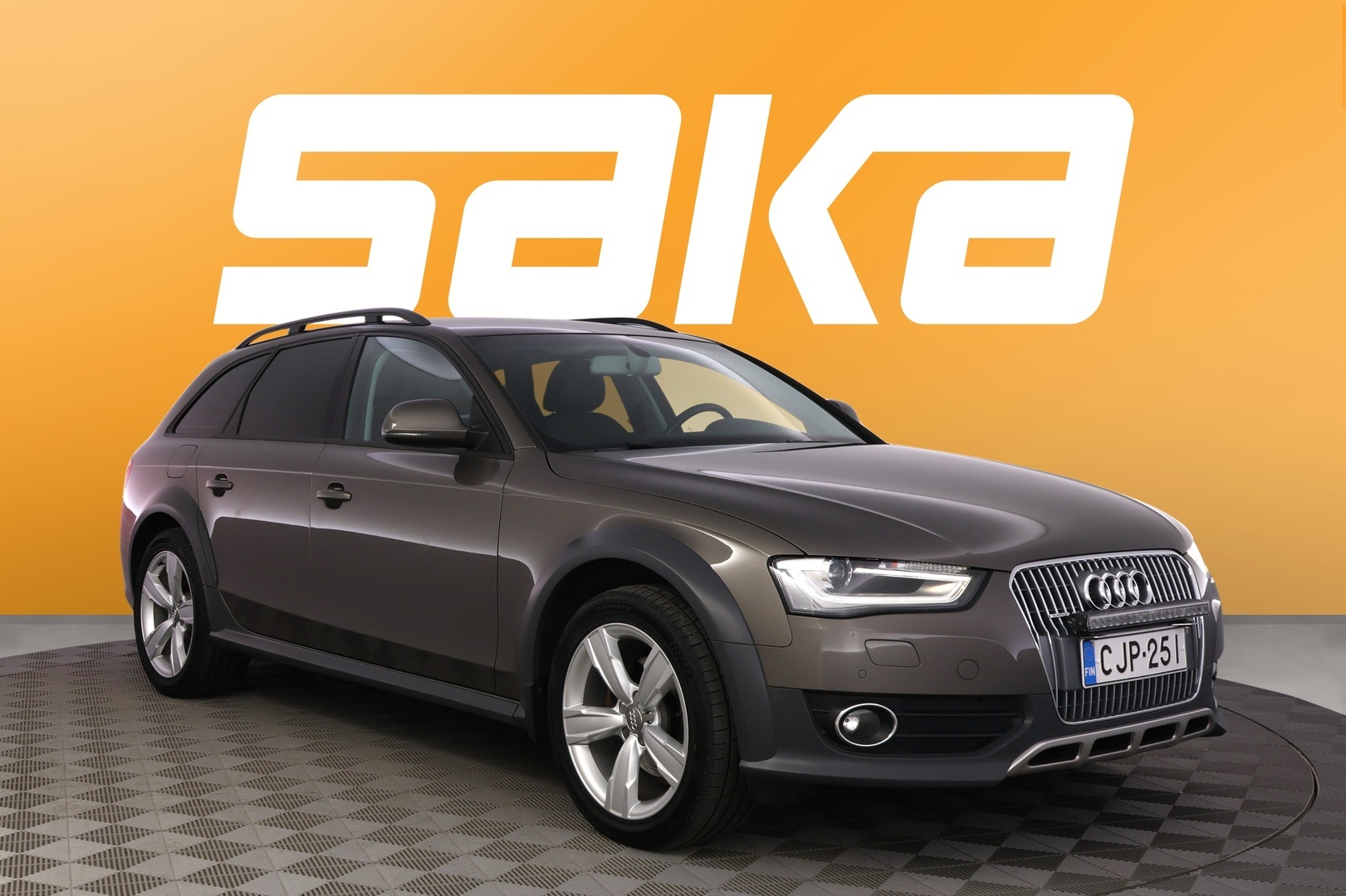 AUDI A4 allroad quattro 2015