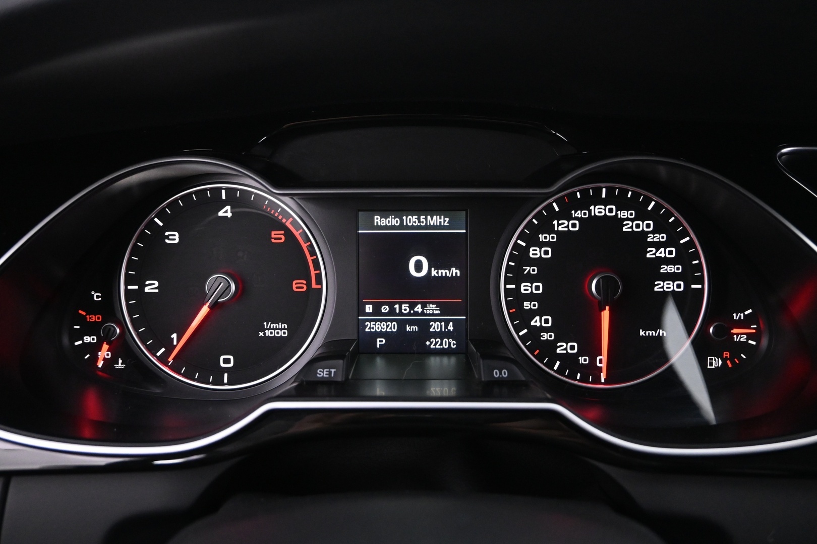 AUDI A4 allroad quattro 2015