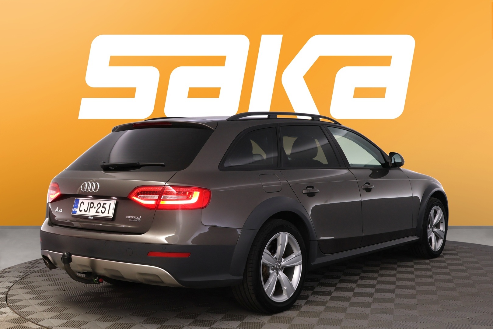 AUDI A4 allroad quattro 2015