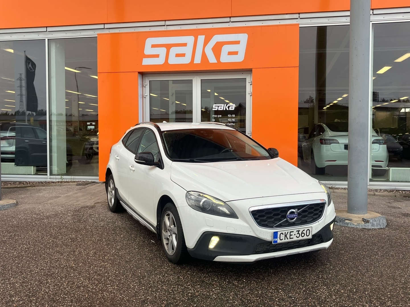 VOLVO V40 Cross Country 2016