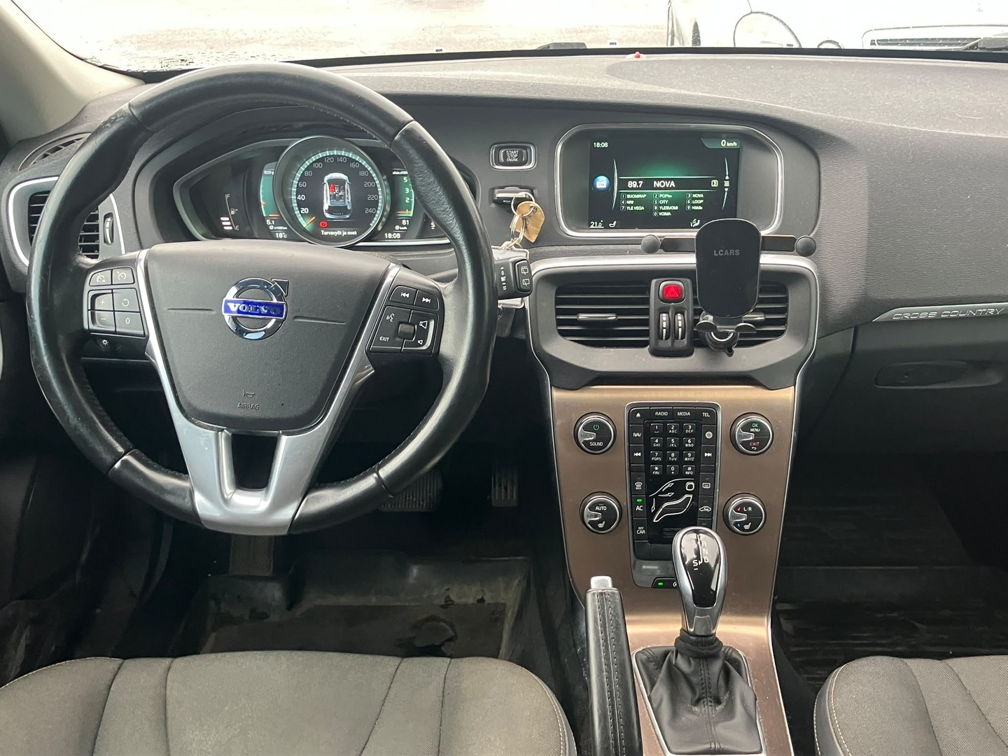 VOLVO V40 Cross Country 2016